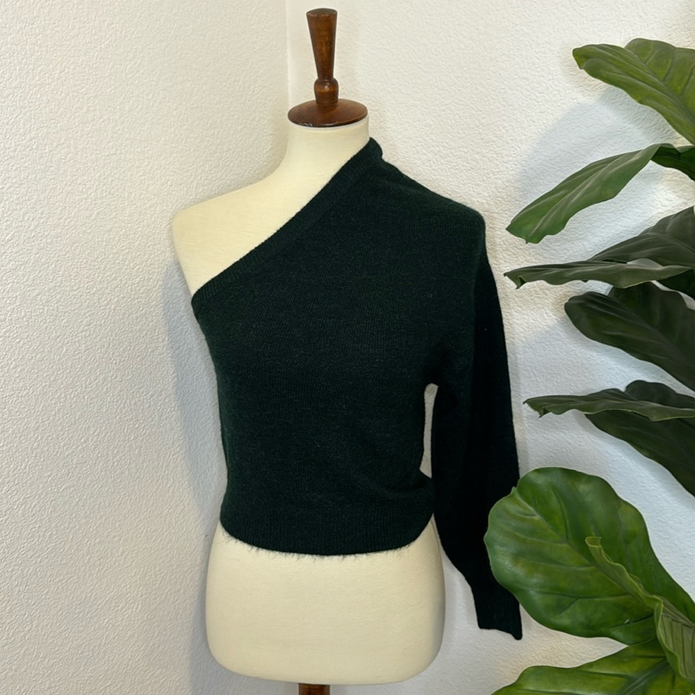 NWT OAK+Fort Off Shoulder Sweater